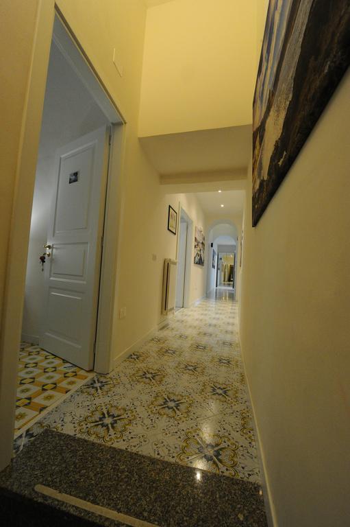 Bed and Breakfast L'Infinito Salerno Exterior foto