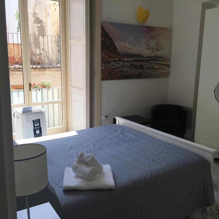 Bed and Breakfast L'Infinito Salerno Exterior foto