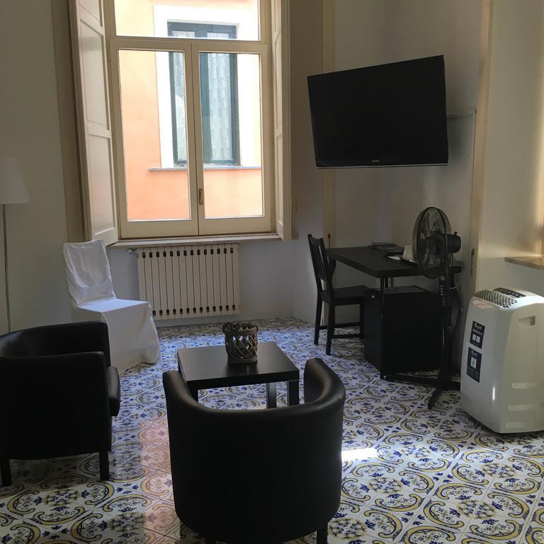 Bed and Breakfast L'Infinito Salerno Exterior foto