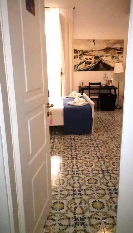 Bed and Breakfast L'Infinito Salerno Exterior foto